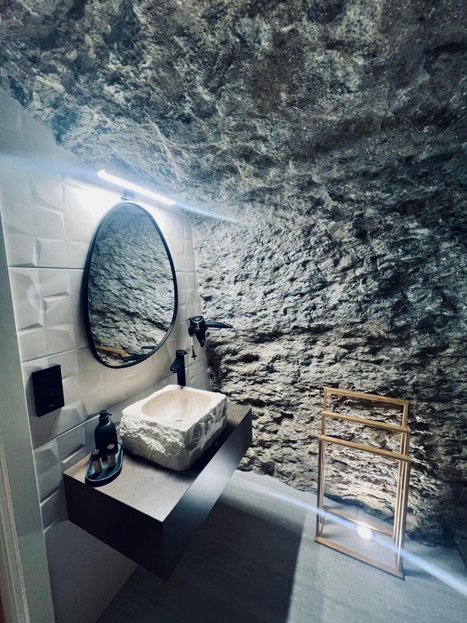 Cueva Luxe Las Calcetas Setenil De Las Bodegas Екстериор снимка